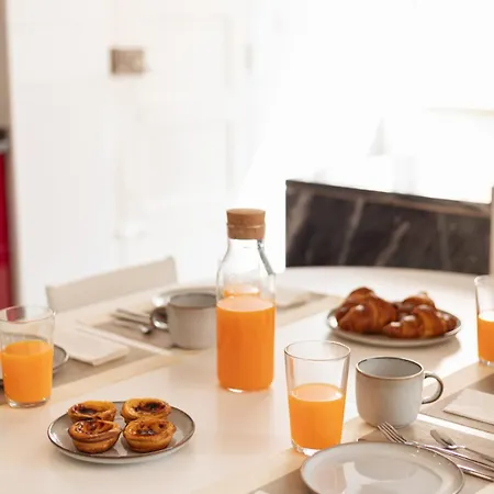 Διαμέρισμα Bright Tailor Made Flat With Ac In Areeiro