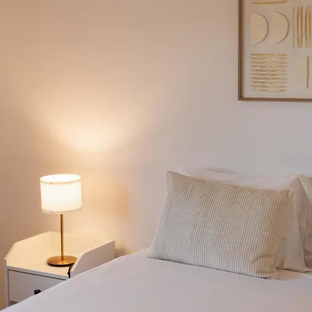 Διαμέρισμα Bright Tailor Made Flat With Ac In Areeiro Lisboa